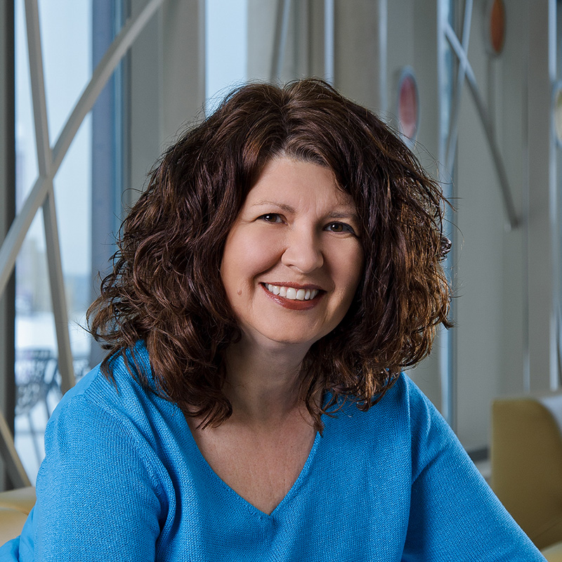 Professional photo of Nancy Murray